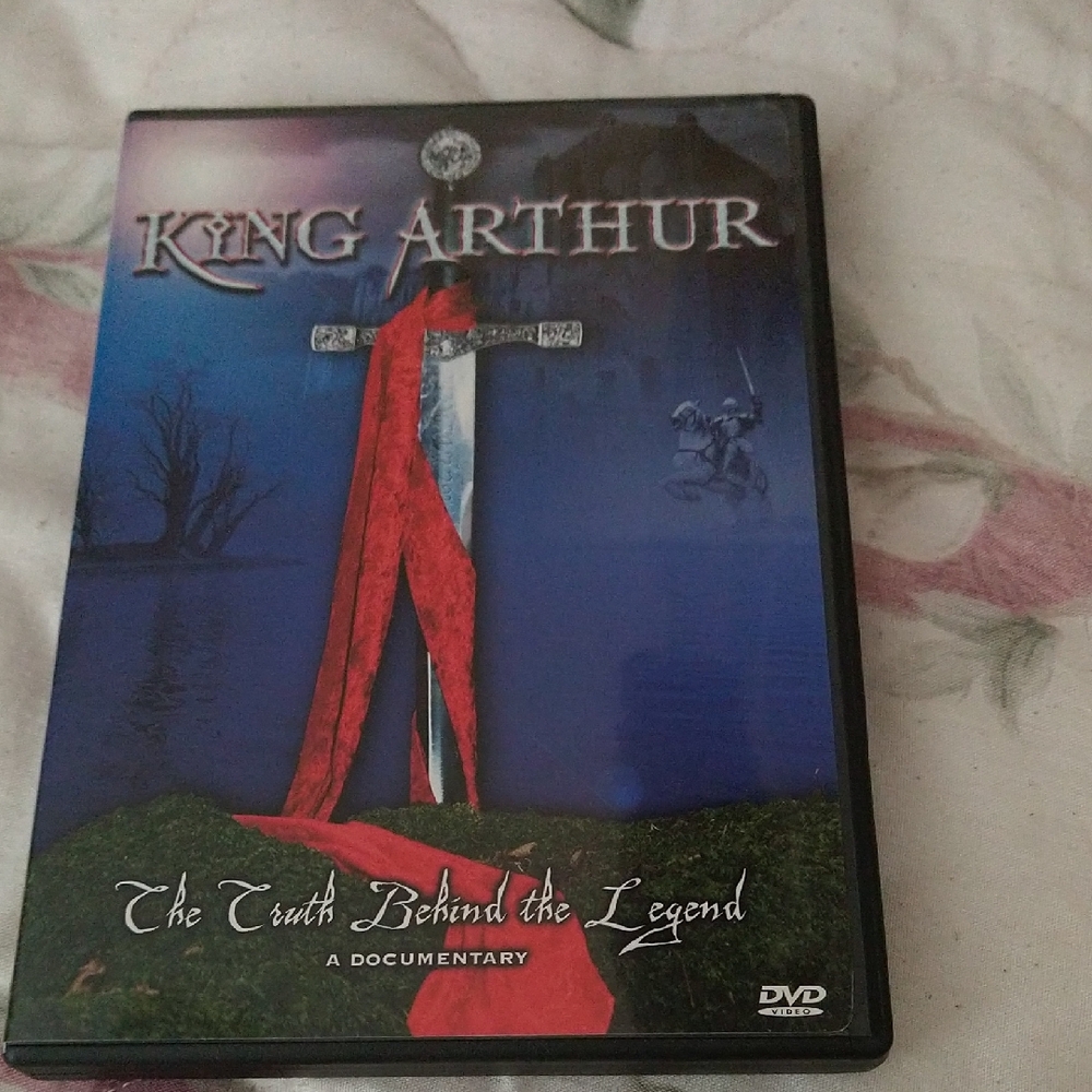 King Arthur DVD - Red and Blue Cover